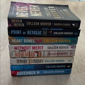 Book Collection -8 Colleen Hoover books